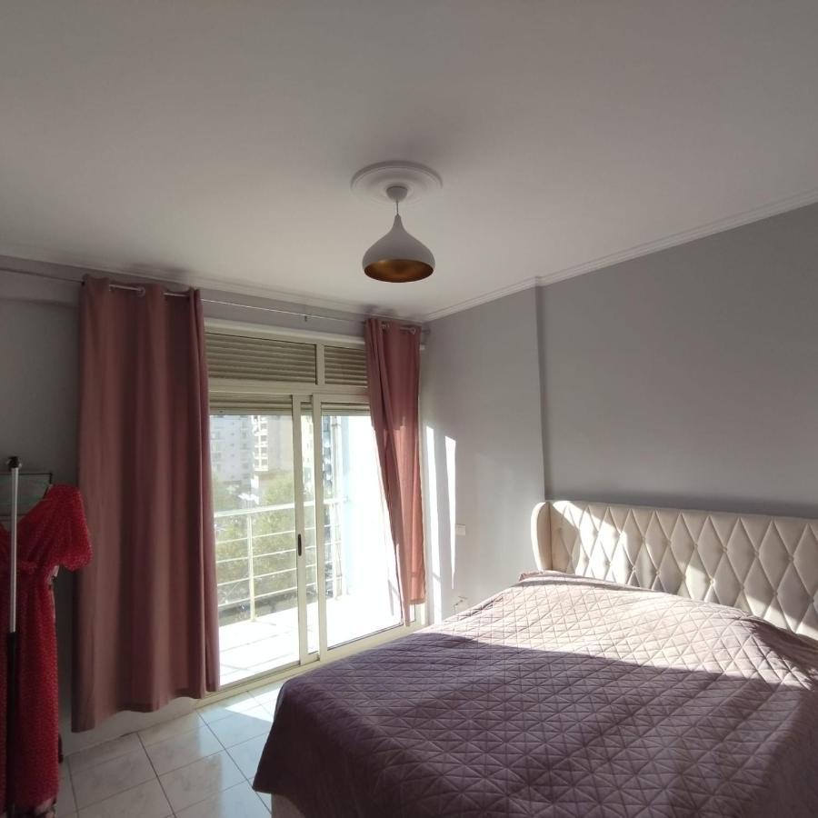 1+1 Family Flat With Balcony Apartament Durrës